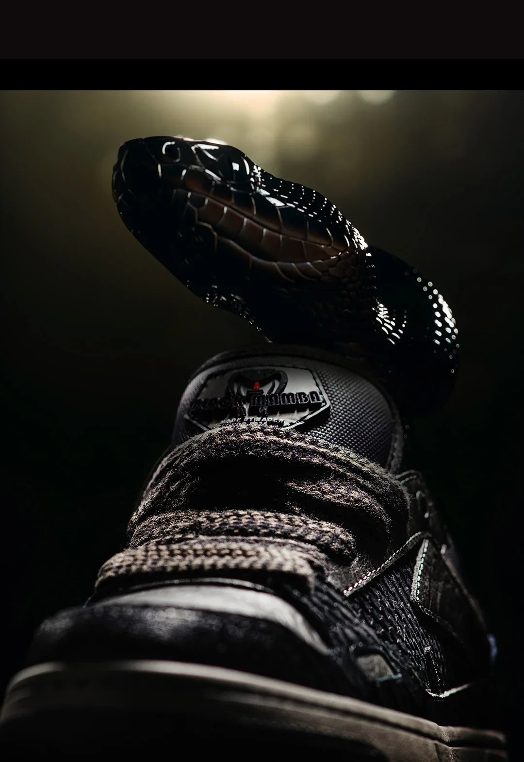 Maden Casual Snake Year Black Mamba Men's Sneakers Low-Top Flat Sole Versatile Black Shoes for Spring Autumn Skateboarding Shoes Pi-Mart
