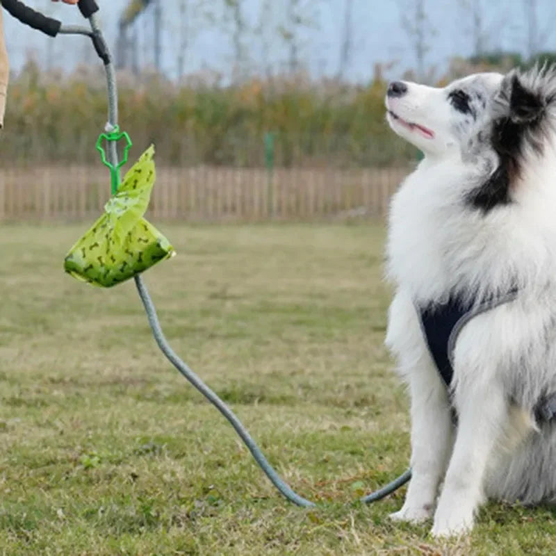 Dog Poop Bag Holder Pet Waste Carrier Clip Hands-Free Dog Leash Dispenser Outdoor Walking Puppy Poop Bags Clip Easy To Carry Pi-Mart