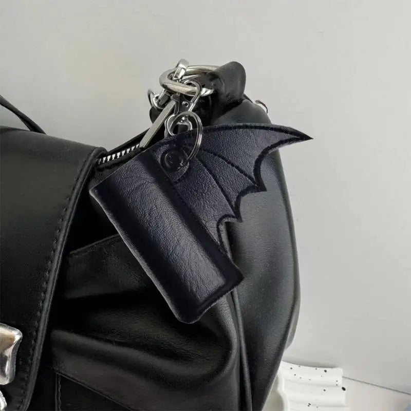 R2LE Gothic Bat Design Keychain Attachment Smooth Surfaces Protective Sleeve Keyring For Everyday Use Pi-Mart