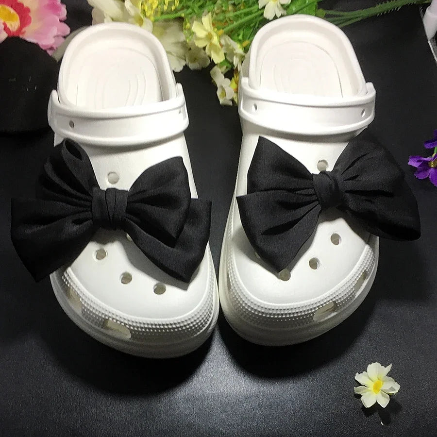 Cute Red Bow Shoe Charms for Crocs Designer DIY Bow-knot Wing Shoe Decorations High Quality Clogs Buckle Accessories New Fashion Pi-Mart