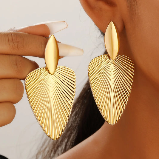 Advanced Metal Textured Leaf  Pendant Big Earrings Women's Exaggerated Fashion Party Jewelry Gold Color Geometry Drop Earring Pi-Mart