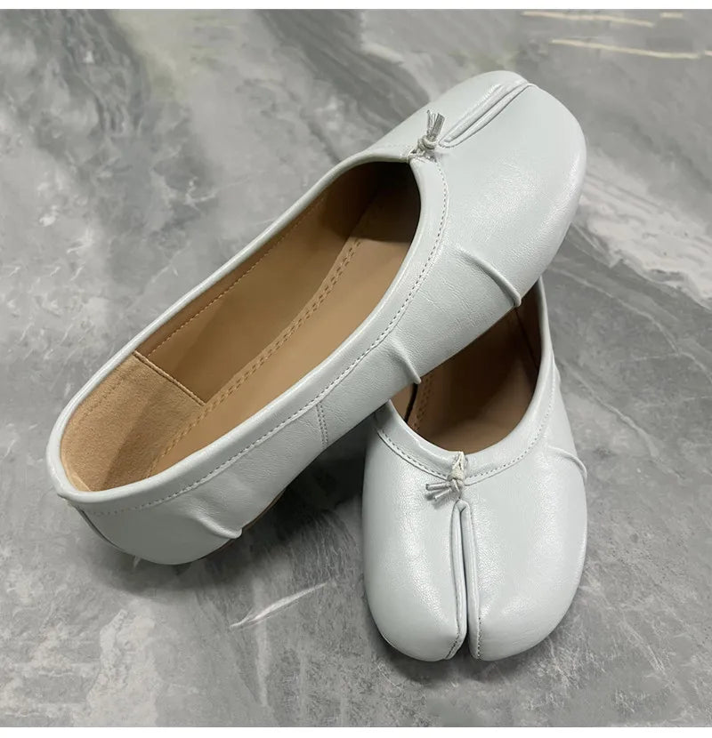 Split Toe Women Ballet Flats Fashion Tabi Shoes Casual Slip-on Loafers Ladies Pleated Leather Espadrilles Zapatillas Mujer Pi-Mart