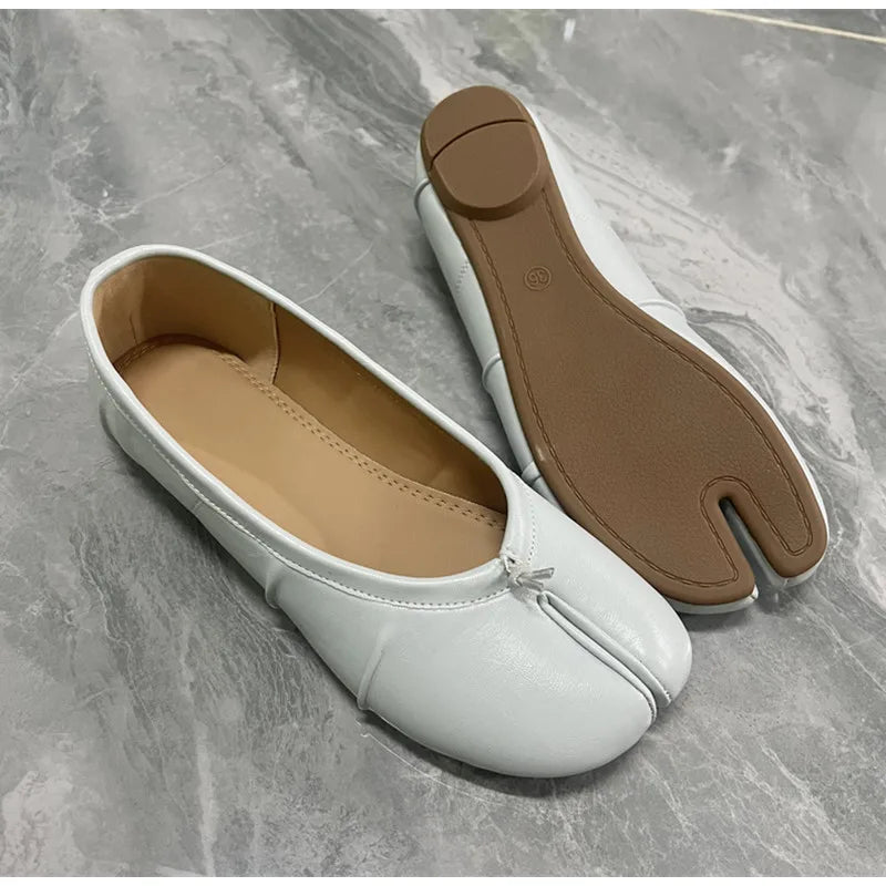 Split Toe Women Ballet Flats Fashion Tabi Shoes Casual Slip-on Loafers Ladies Pleated Leather Espadrilles Zapatillas Mujer Pi-Mart
