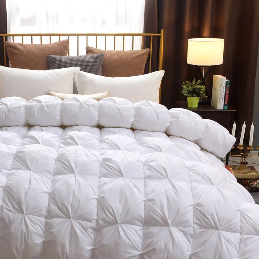 Luxury 100% White Goose down Comforter Winter Warm Duvet Extra Large Double Single Lightweight 3D Bread Design Pleated Edge Pi-Mart