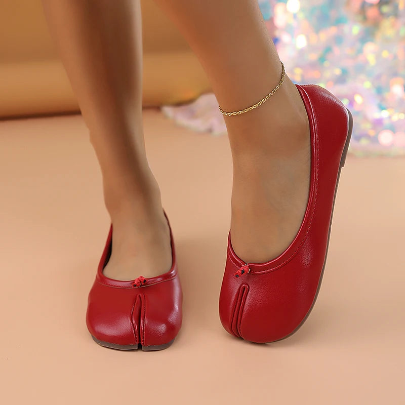 2025 Women's Leather Toe Separator Loafers Flat Comfortable Slip-On Breathable Casual Shoes Pi-Mart