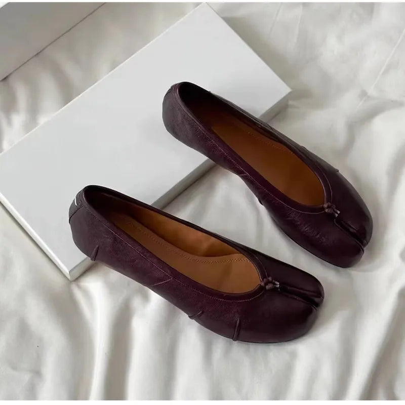 Split Toe Women Ballet Flats Fashion Tabi Shoes Casual Slip-on Loafers Ladies Pleated Leather Espadrilles Zapatillas Mujer Pi-Mart