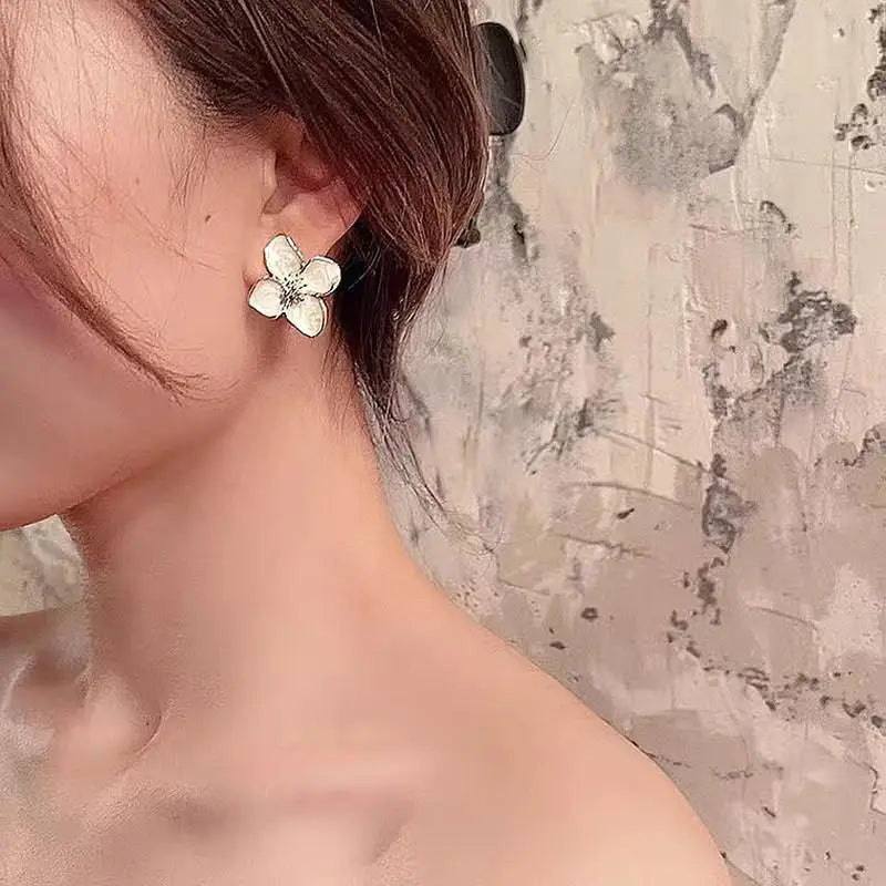 Fashion Korean Women Retro Drip Glaze Red Flower Earrings Women for Delicate Earrings Luxury Couple Engagement Jewelry Gift Pi-Mart