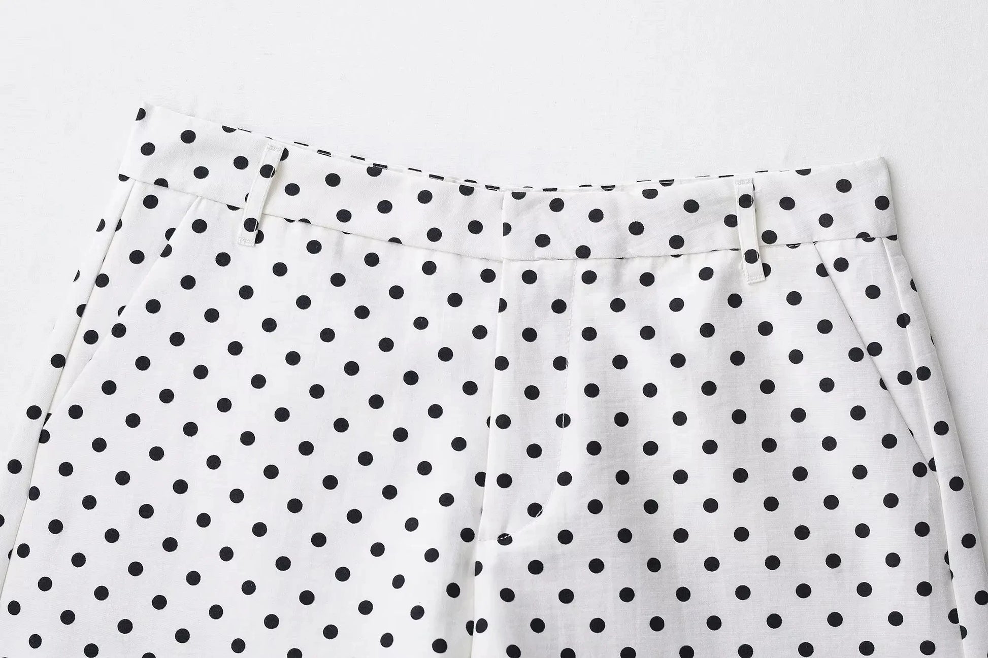 HH Fashion Women's Polka Dot Print Short Coats Autumn Long Sleeves Turtleneck Zipper With Pockets Drawstring Casual Jacket Pi-Mart