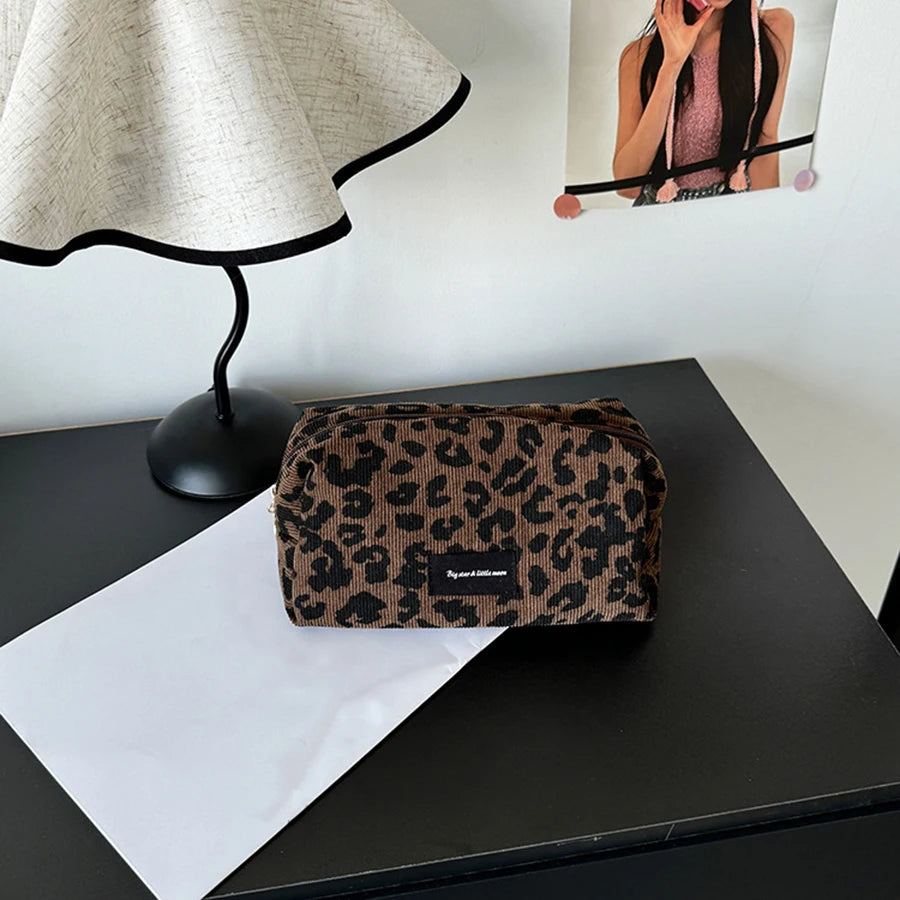 Unique Leopard Print Makeup Bag • Large-Capacity Cosmetic Organizer • Lipstick Storage Pouch Pi-Mart