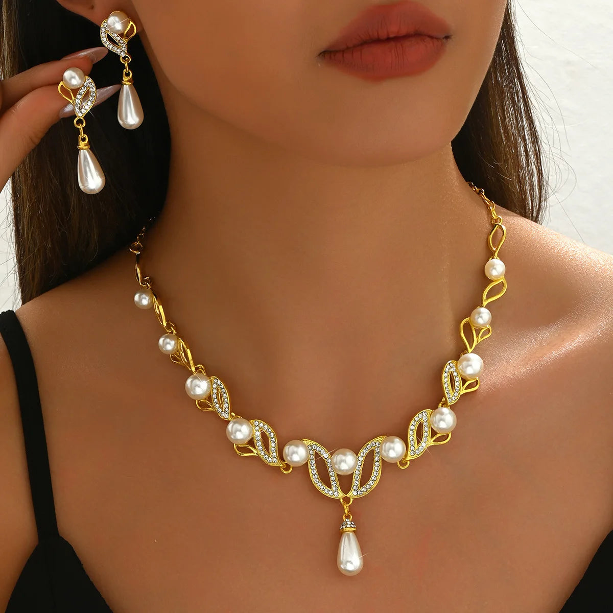 Ladies' Fashionable Design, Imitation Pearl Necklace, Earrings, Jewelry Set Suitable for Weddings, Gatherings, Holidays, Gifts Pi-Mart