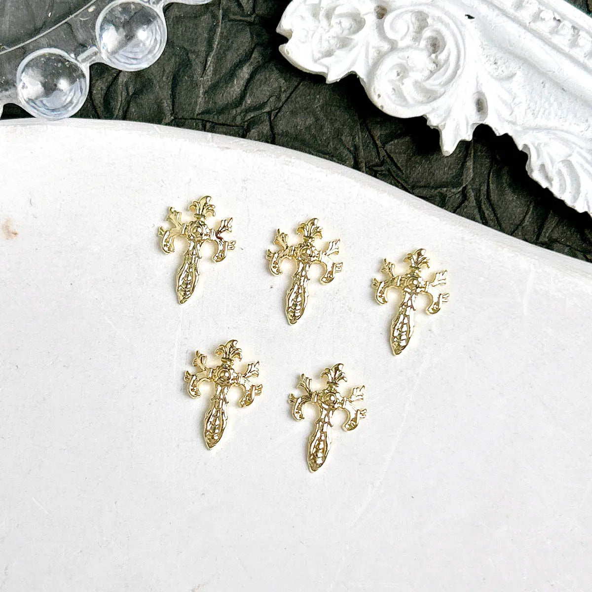 20PCS 3D Light Luxury Classic Cross Nail Charms Creative Exquisite Retro Alloy Cross Nail Art Decorations for DIY Cool Manicure Pi-Mart