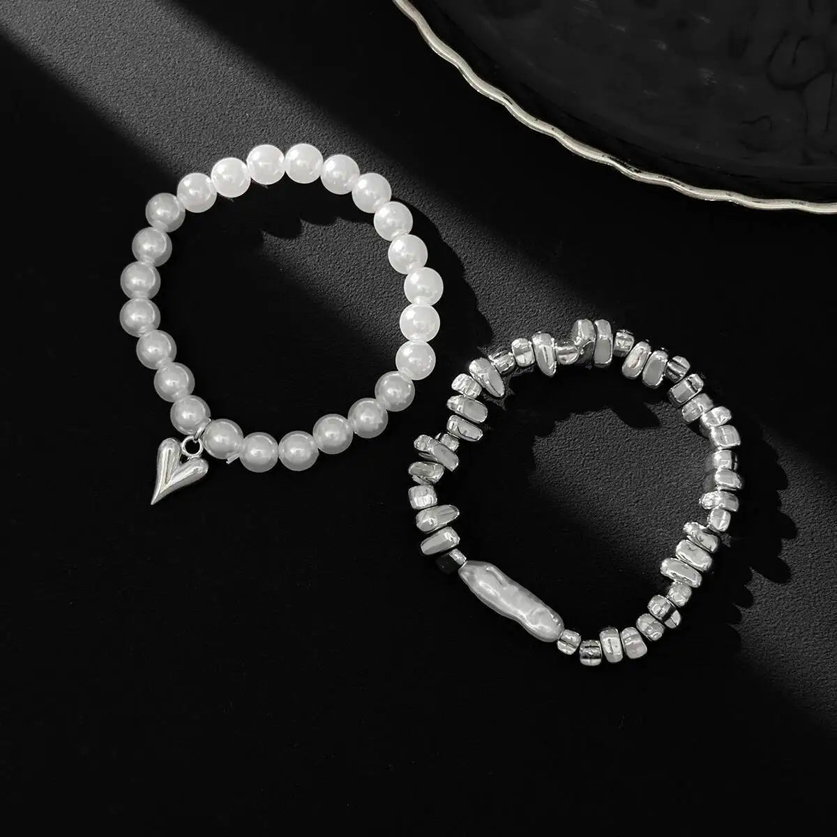 2Pcs/Set Elegant Imitation Pearl Bracelet for Women Bohemian Elastic Rope Chain Bracelet with Heart Pendant Jewelry Gift Pi-Mart