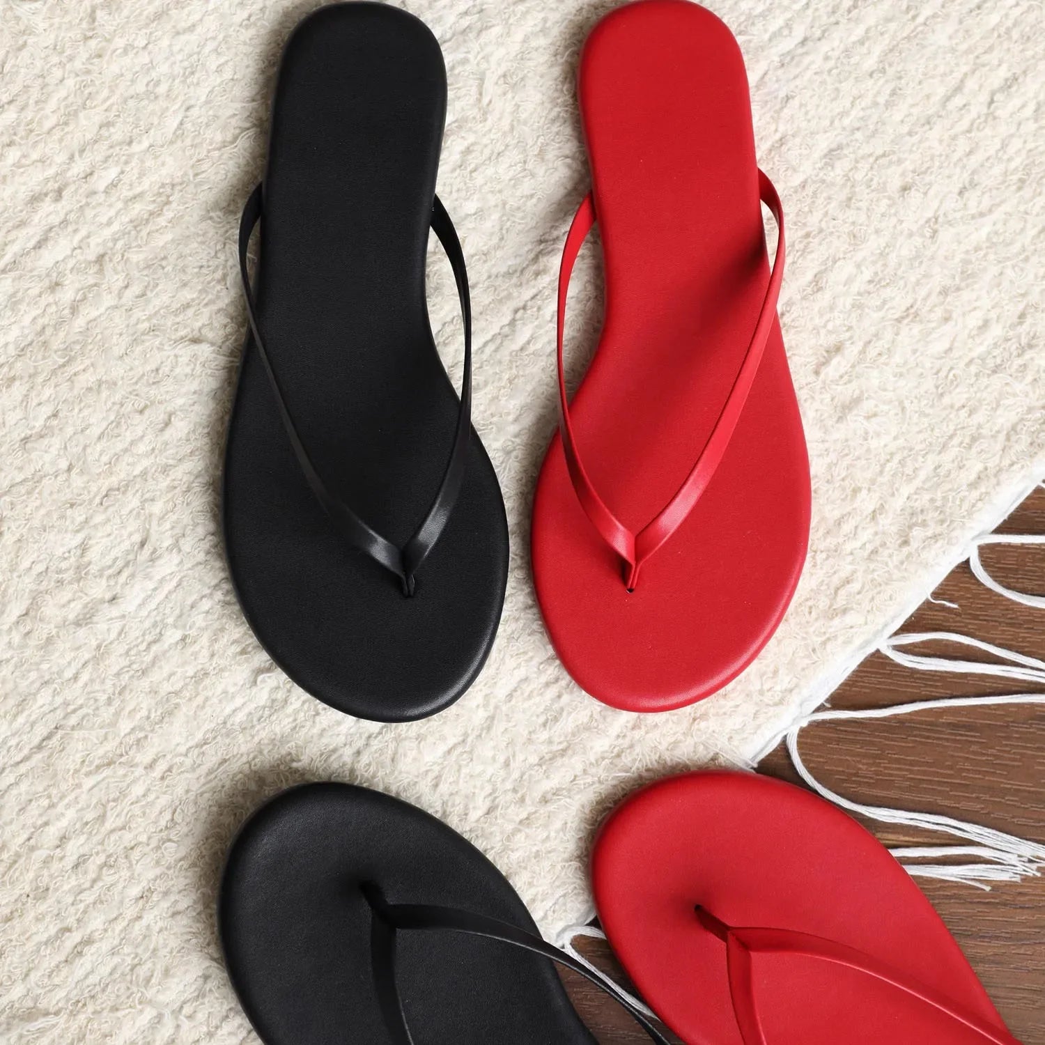 2025 new Spring/summer/women slippers candy-colored beach sandals outdoor wild fashion ladies flip flops LadyShow.Store
