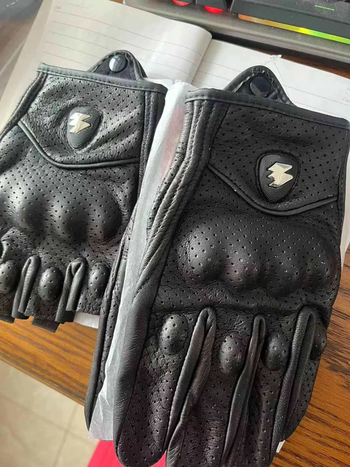 S-XXXL Motorcycle Gloves Goatskin Leather Men Women Moto Glove Electric Bike Luvas Da Motocicleta Os Carros Eletricos Sale Pi-Mart