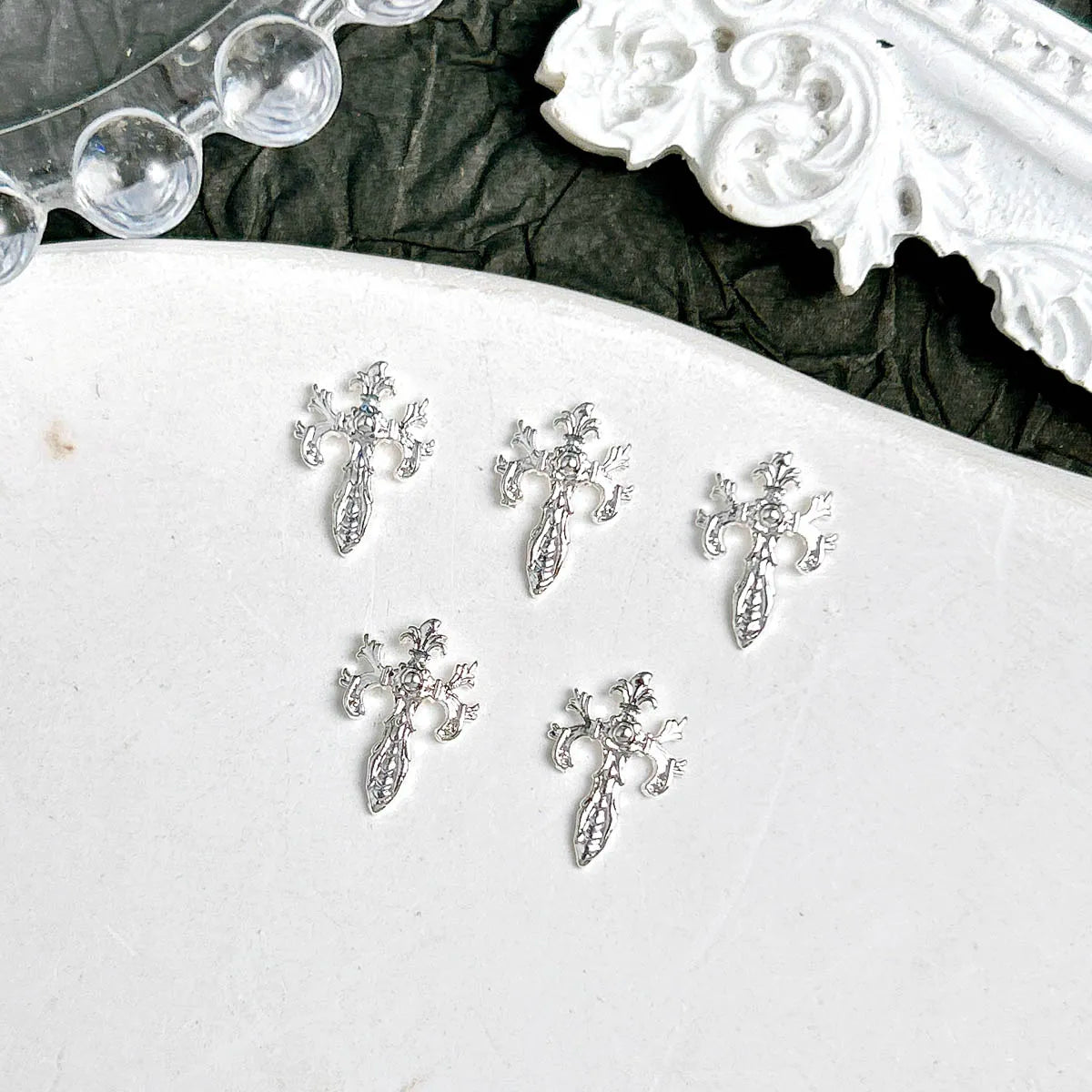 20PCS 3D Light Luxury Classic Cross Nail Charms Creative Exquisite Retro Alloy Cross Nail Art Decorations for DIY Cool Manicure Pi-Mart