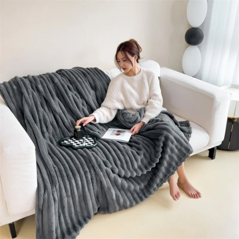 2025 autumn and winter new solid color imitation rabbit fur blanket thickened blanket drawn milk fleece blanket,  no pillowcase Pi-Mart