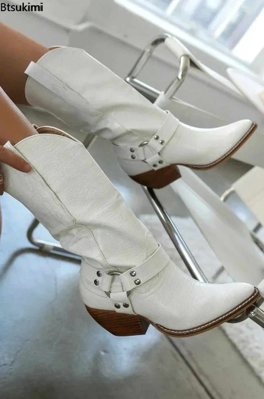 New 2026 Women's Western Cowboy Boots Flock Cow Print Chunky Heel Pointer Toe Western Boots Casual Female Boots Botas Femininas Pi-Mart