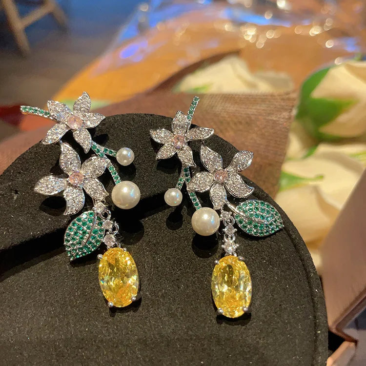 SUYU New Holiday Style Long Vintage Flower Earrings Female Leaf Yellowcrystal Forest Earrings Pi-Mart
