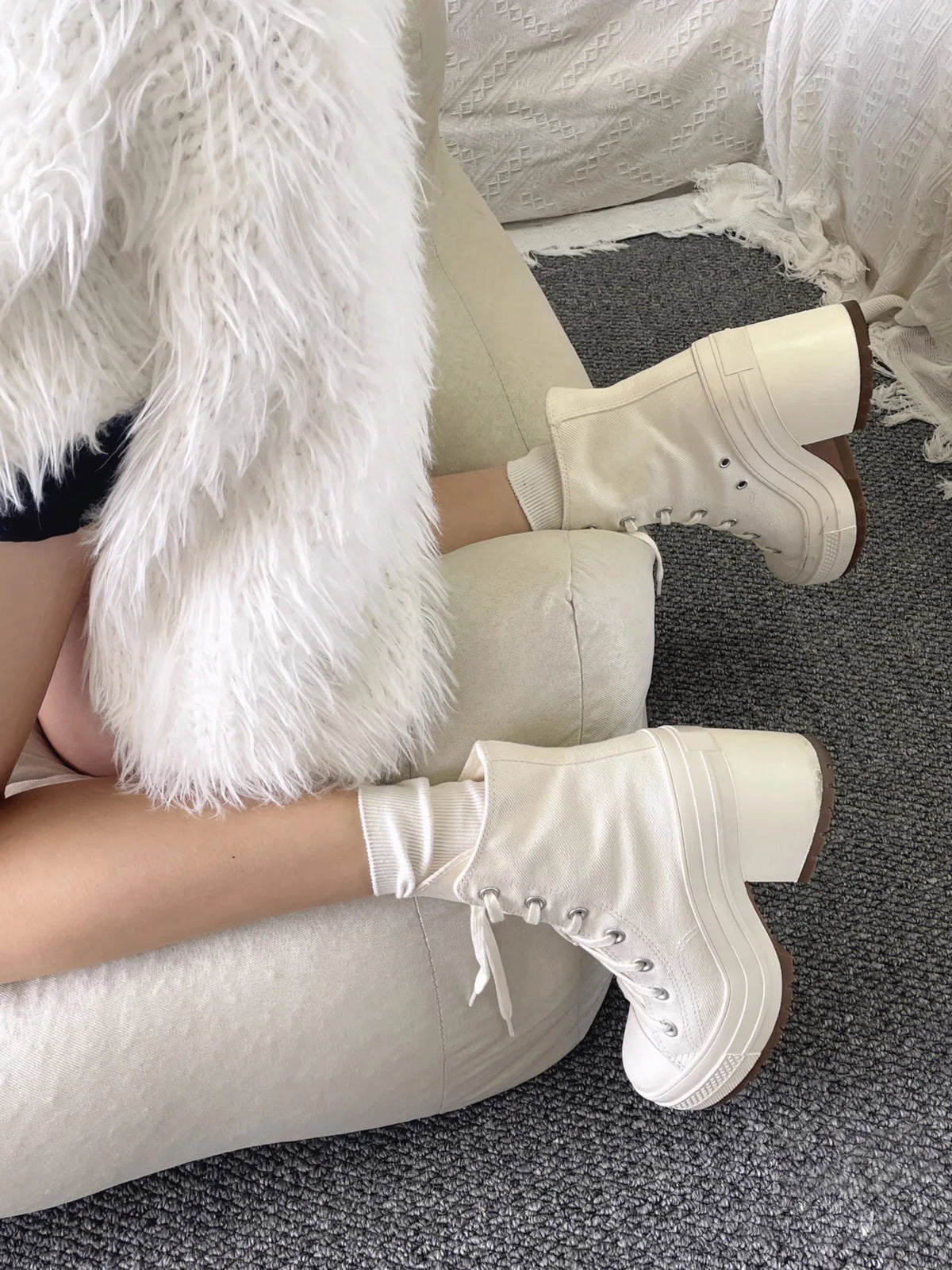 Women Platform Sneakers Canvas Shoes Personalized Luxry Heels Skateboard Lace Up Casual Fashion Outdoor Sneakers Pi-Mart