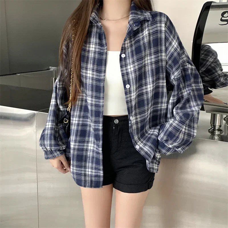 Black Flannel Shirt for Women Long Sleeve Collared Button-Up Tartan Plaid Shirt Jacket  Teen-girl Casual Everyday Outfit LadyShow.Store