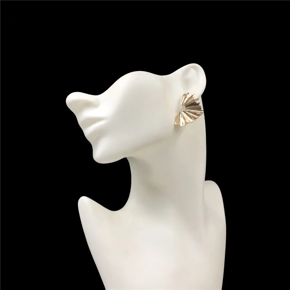 New Trendy Gold Color Leaf Flower Fan-Shaped Metal Stud Earrings Personalized Fashionable Luxury Cool Earrings Pi-Mart