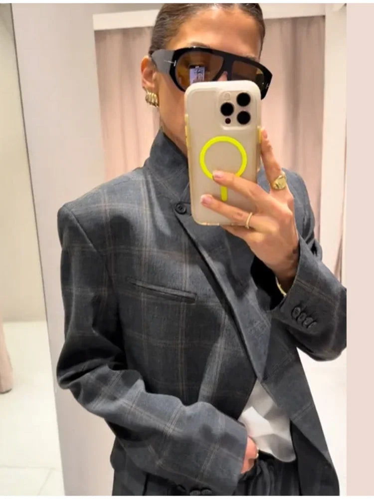 Chic Plaid Women Blazer Jackets Casual Split Loose Stand Collar Full Sleeve Short Jacket 2026 Lady Fashion Daily Commute Outwear LadyShow.Store