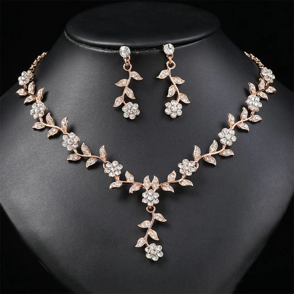 Sweet Jewelry Set Exquisite Rhinestone Pendant Banquet Party Women Fashion Romantic Crystal Necklace Earring Accessory Set Pi-Mart