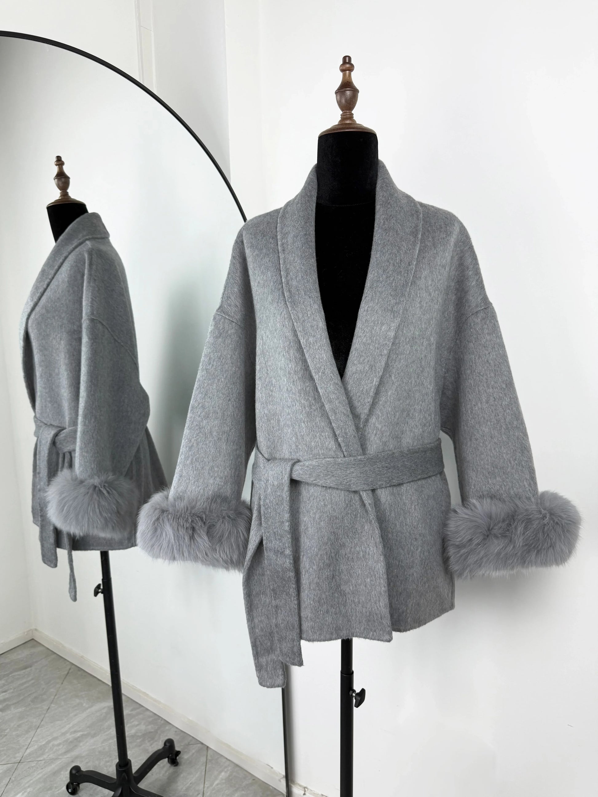 TARUXY Fox Fur Woolen Coats Women's Short Coat Office Lady Removable Elegant Double-sided Wool Overcoat 2025 New Cardigan Jacket LadyShow.Store
