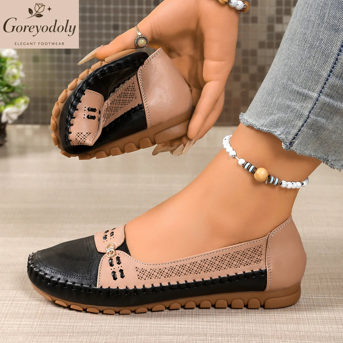 goreyodoly Women Slip On Loafers Wide Fit Comfortable Flats Lightweight Breathable Colorblock Shoes Chain Detail Durable Rubber Pi-Mart