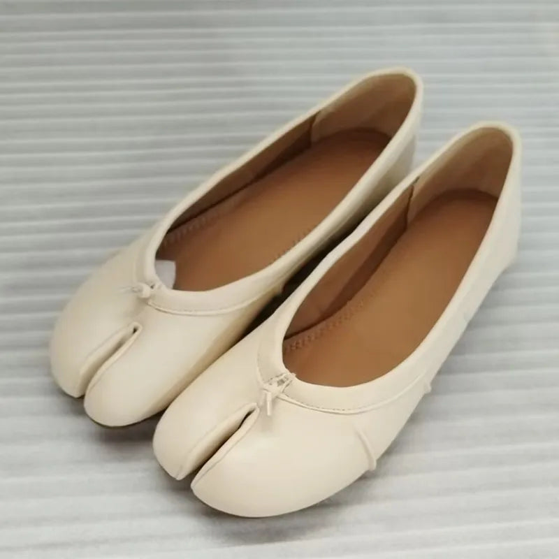 Split Toe Women Ballet Flats Fashion Tabi Shoes Casual Slip-on Loafers Ladies Pleated Leather Espadrilles Zapatillas Mujer Pi-Mart