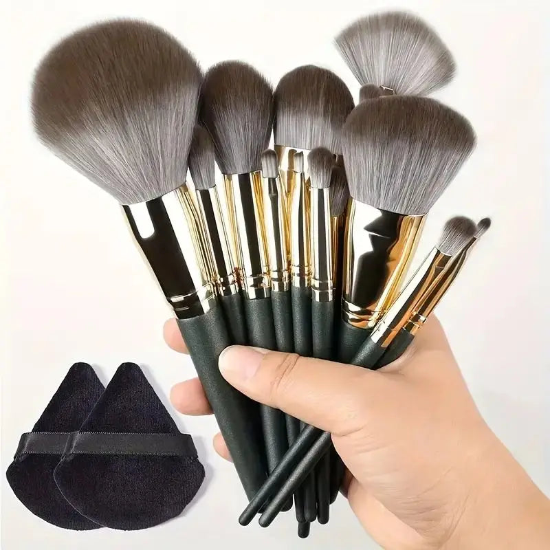 Makeup Brush Set Soft Fluffy Professiona Cosmetic Foundation Powder Eyeshadow Kabuki Blending Make Up Brush Beauty Tool Makeup Tri Light Beauty