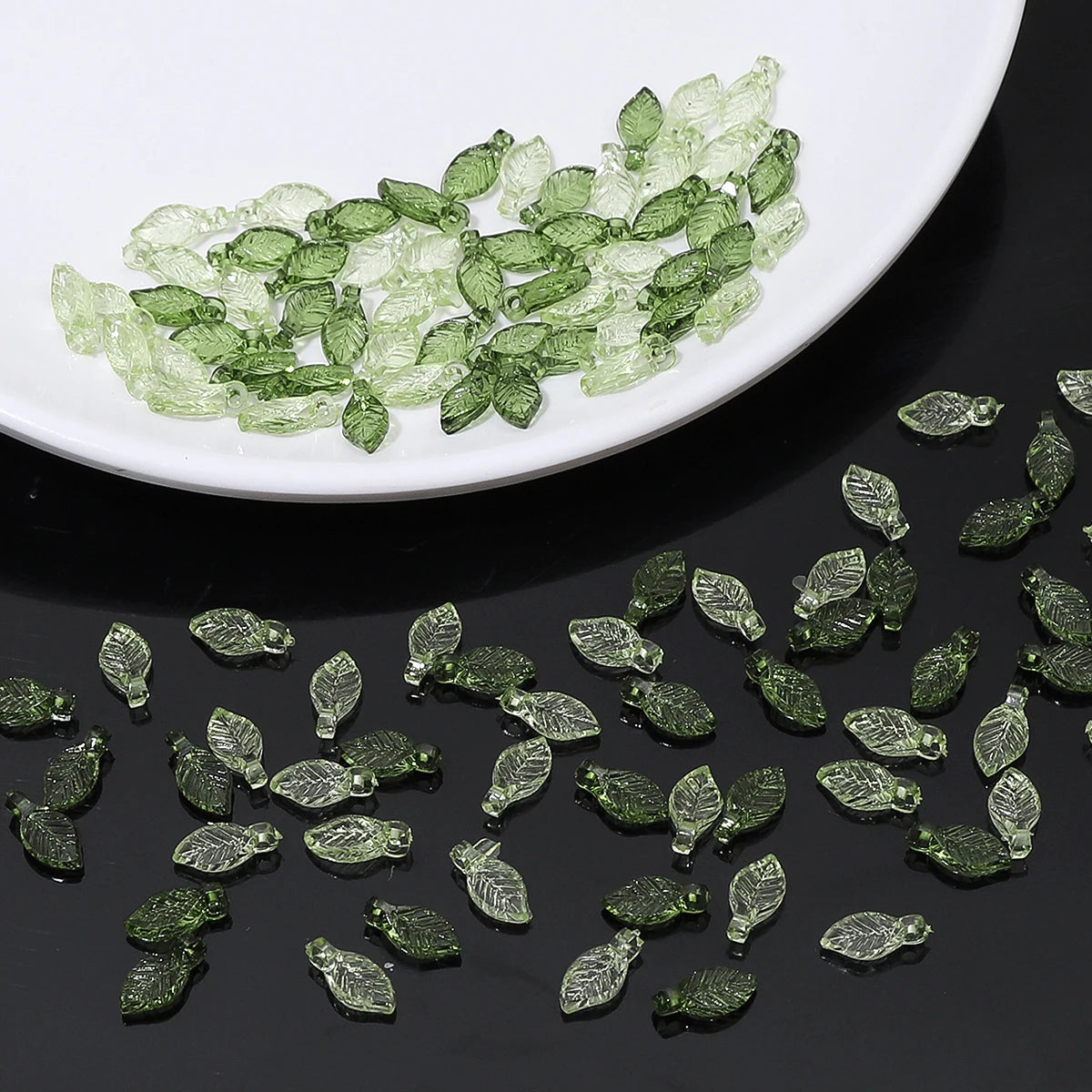 100pcs Acrylic Mini Small Tree Leaf Hand Beaded DIY Handmade Necklace Earrings Loose Bead Separated Bead Jewelry Accessory Mater Pi-Mart