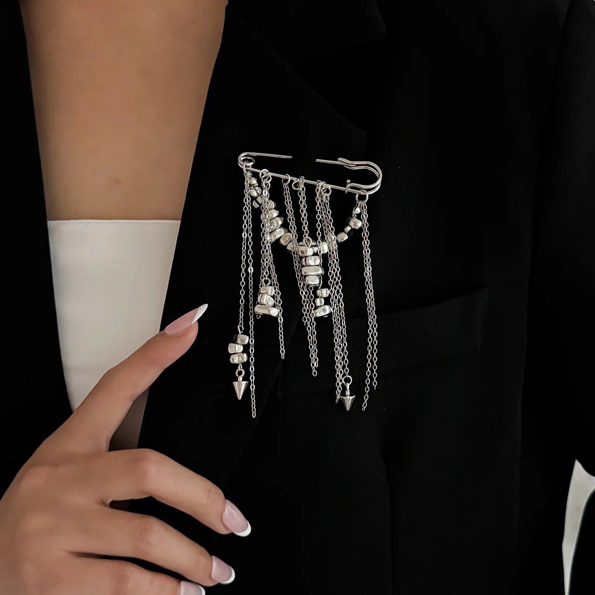 Retro Sweet Imitation Pearl Metal Chain Tassel Pendant Pin Pants Foot Chain 2025 Creative Girl Fashion Sweet Fashion Jewelry Pi-Mart