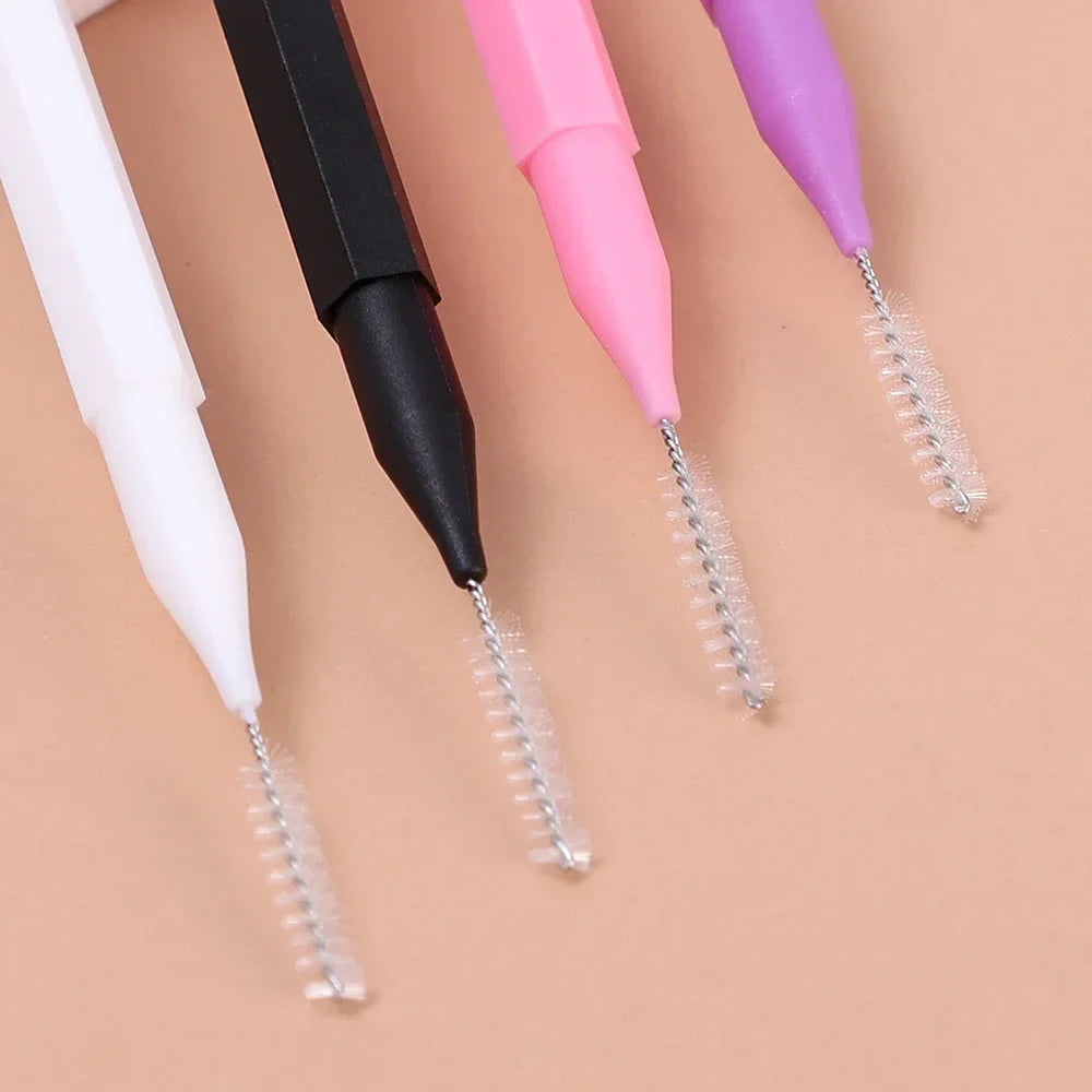 10/50PS Portable Mini Eyebrow Brushes Disposable Eyelash Brow Lifting Brush Applicators Lash Extension Comb Beauty Makeup Tools Tri Light Beauty