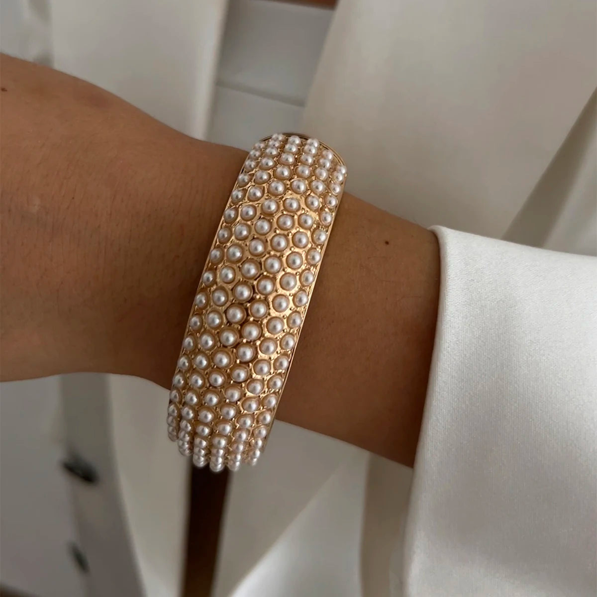 SHIXIN Design Geometric Water Drop Gold Color Wide Spring Bangles for Women Elegant Imitation Pearl Cuff Bracelets New Jewelry Pi-Mart