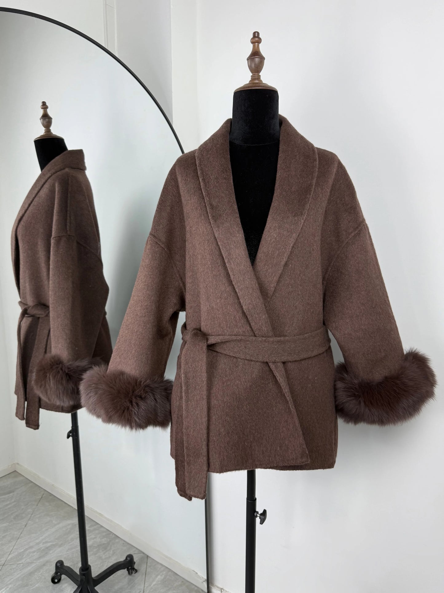 TARUXY Fox Fur Woolen Coats Women's Short Coat Office Lady Removable Elegant Double-sided Wool Overcoat 2025 New Cardigan Jacket LadyShow.Store