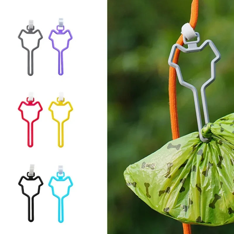 Dog Poop Bag Holder Pet Waste Carrier Clip Hands-Free Dog Leash Dispenser Outdoor Walking Puppy Poop Bags Clip Easy To Carry Pi-Mart