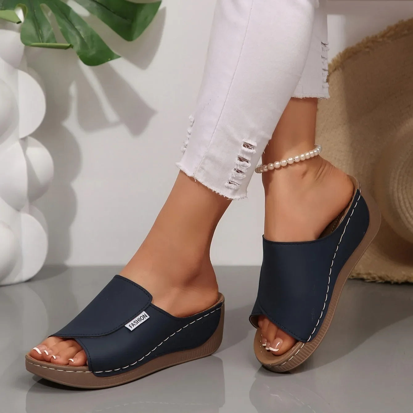 Women Wedge Slippers Summer 2025 New Fashion Slippers Open Toe Breathable Sandals Comfortable Buckle Woman Shoes Slides Women Pi-Mart