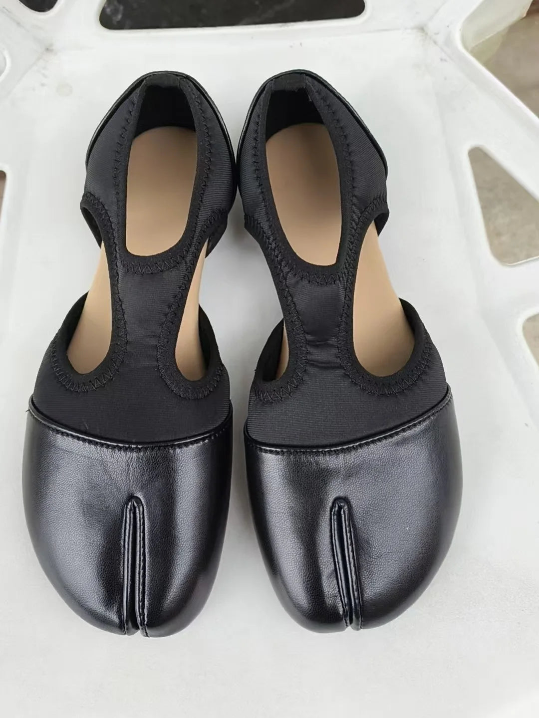 Women Brand Mary Janes Shoes Summer Split Toe Tabi Walking Sneakers Casual Splicing Loafers Designer Ballet Flats Shoes балет Pi-Mart