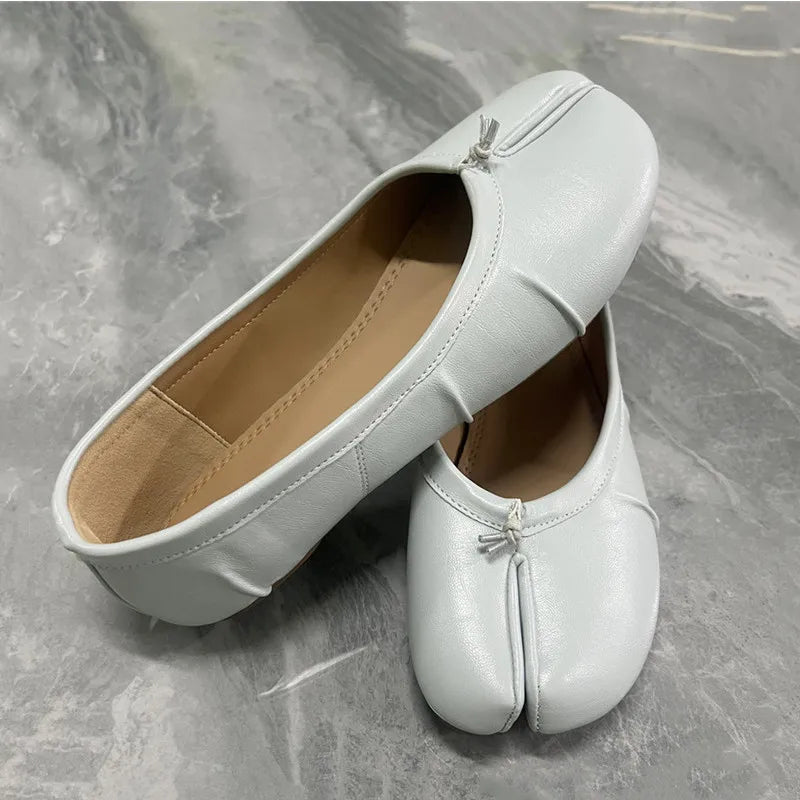 Split Toe Women Ballet Flats Fashion Tabi Shoes Casual Slip-on Loafers Ladies Pleated Leather Espadrilles Zapatillas Mujer Pi-Mart