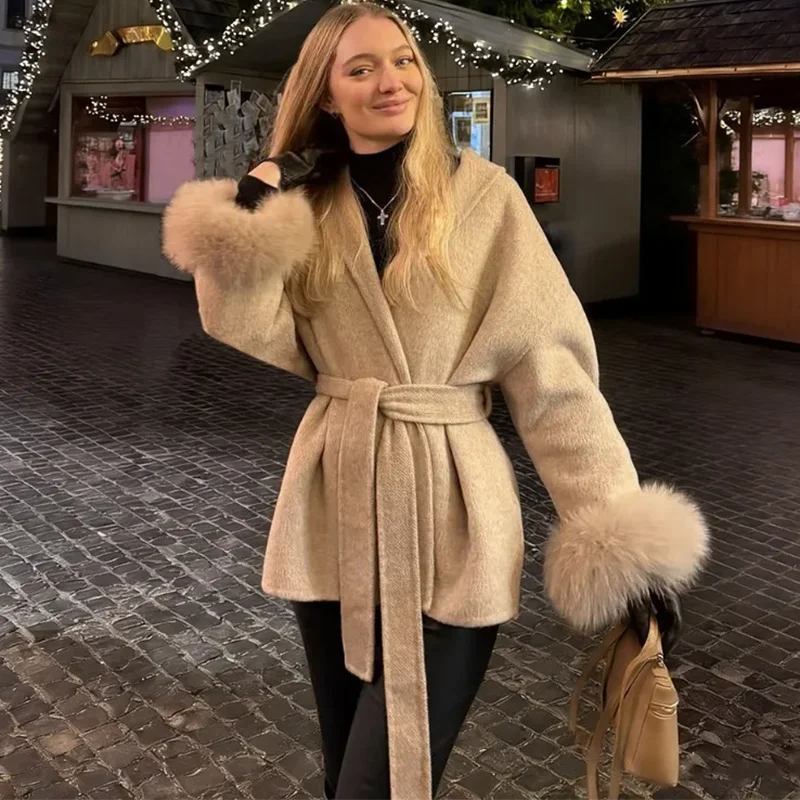 TARUXY Fox Fur Woolen Coats Women's Short Coat Office Lady Removable Elegant Double-sided Wool Overcoat 2025 New Cardigan Jacket LadyShow.Store