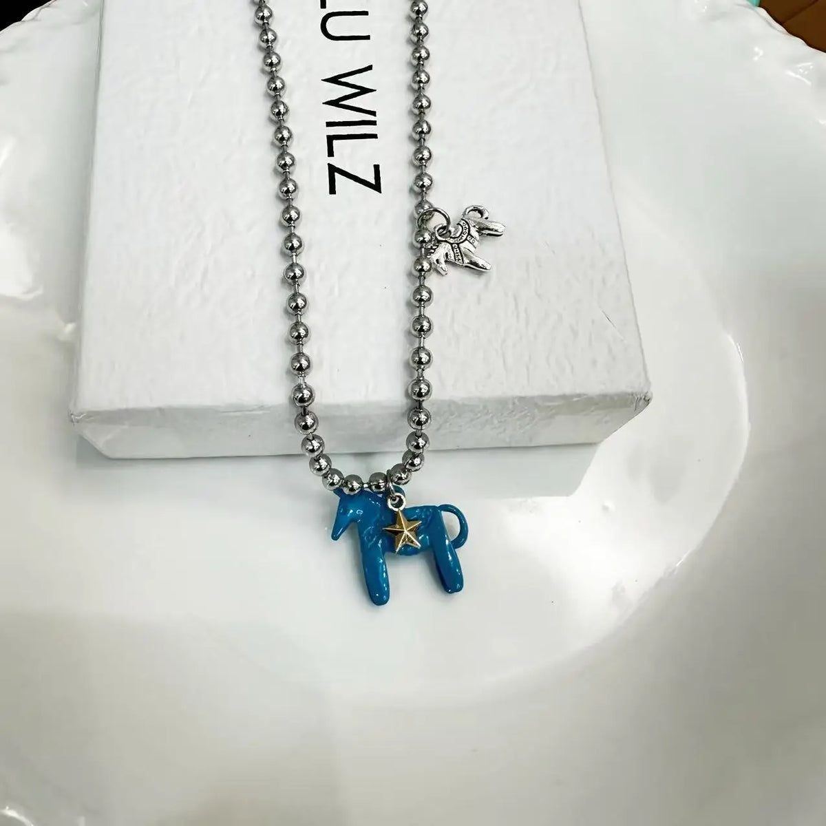 LATS White Black Green Blue Pink Color Enamel Colt Horse Pendant Necklaces for Women Silver Plated Alloy Beads Chain Chokers Pi-Mart