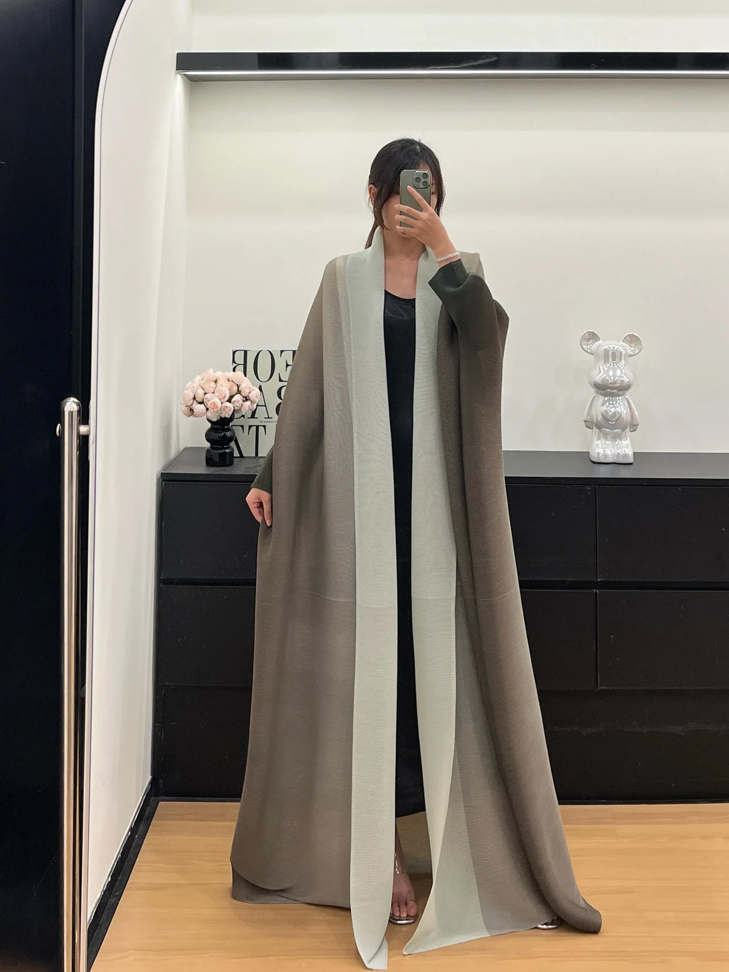 Wrinkled Women's Windbreaker Jacket Bat Sleeve Scarf Collar, Gradient Long Robe Fashion Retro Coats and Jackets Women LadyShow.Store