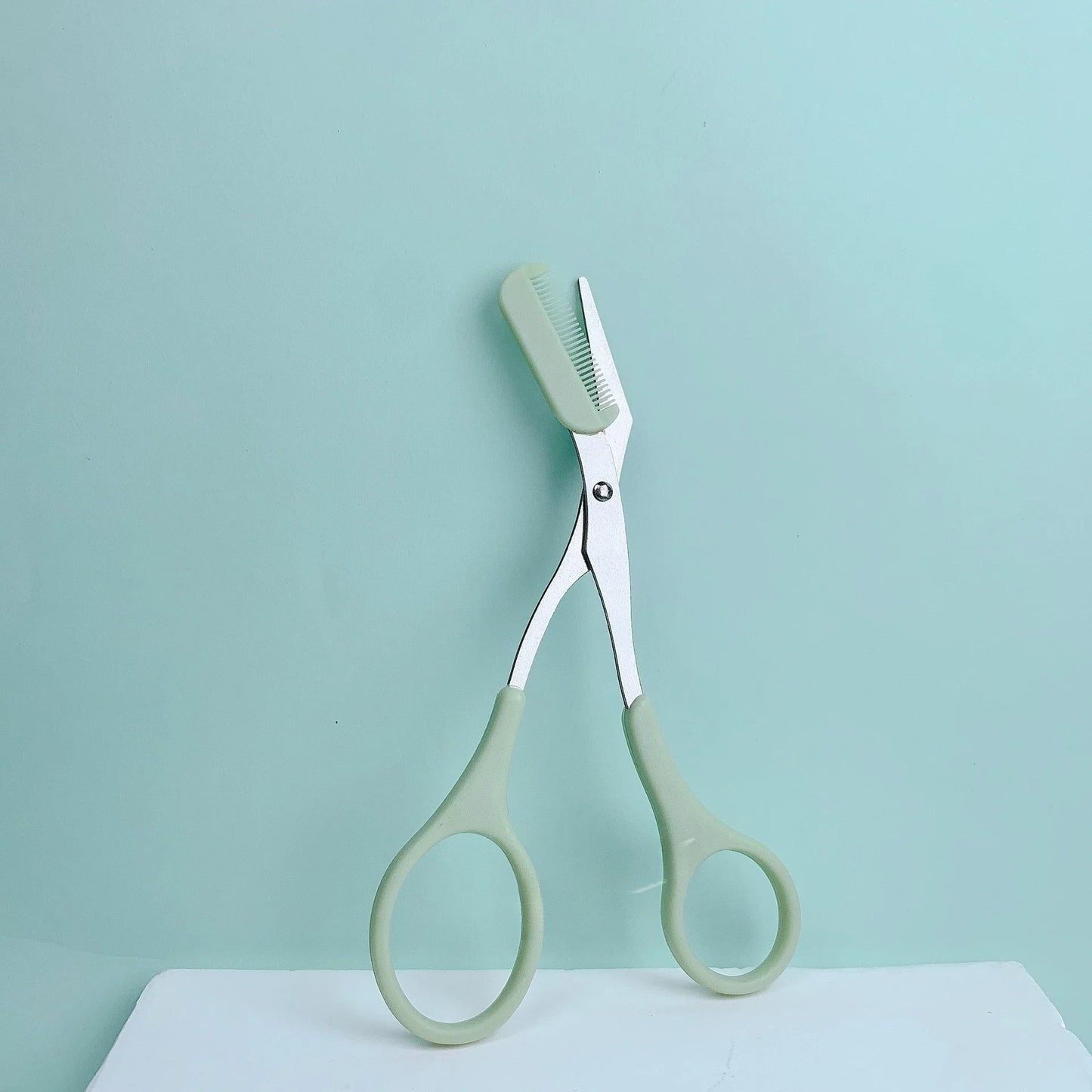 Eyebrow Razor Scissor  Stainless Steel Safe Anti-scratch Trimmer for Beginners Crescent Sharp Beauty Tool Multi-color Tri Light Beauty