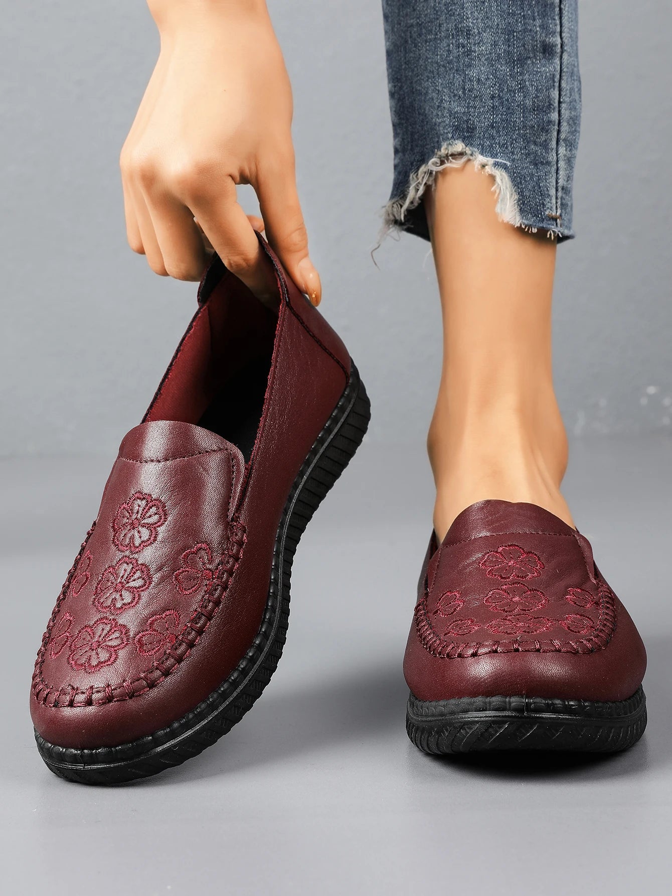 Women's Spring Autumn Leather Loafers Floral Embossed Slip‑On Flats Anti‑Slip Comfort Casual Mom Daily Walking Free Shipping Pi-Mart