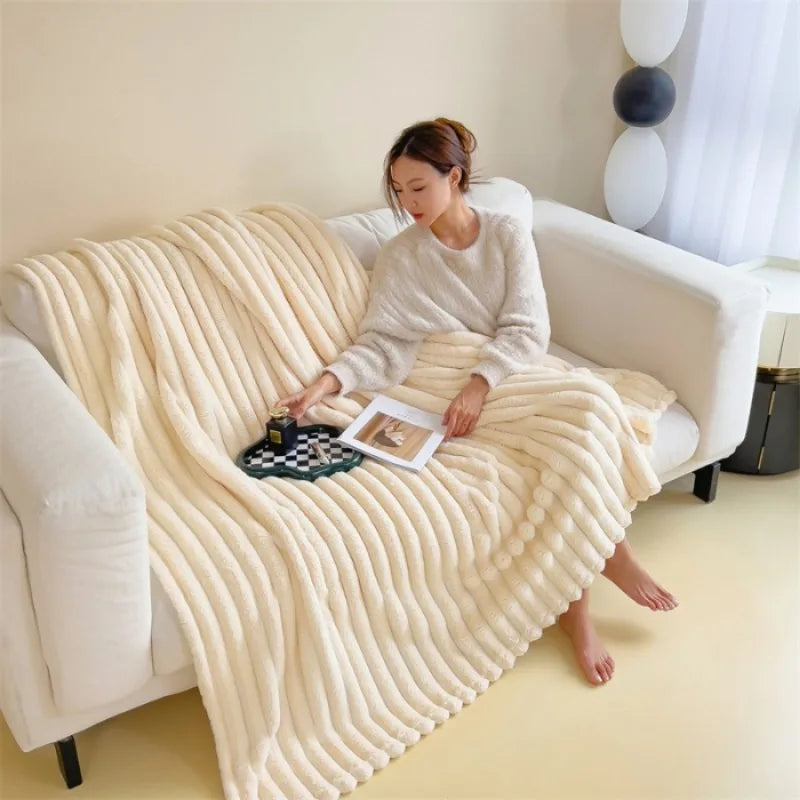 2025 autumn and winter new solid color imitation rabbit fur blanket thickened blanket drawn milk fleece blanket,  no pillowcase Pi-Mart