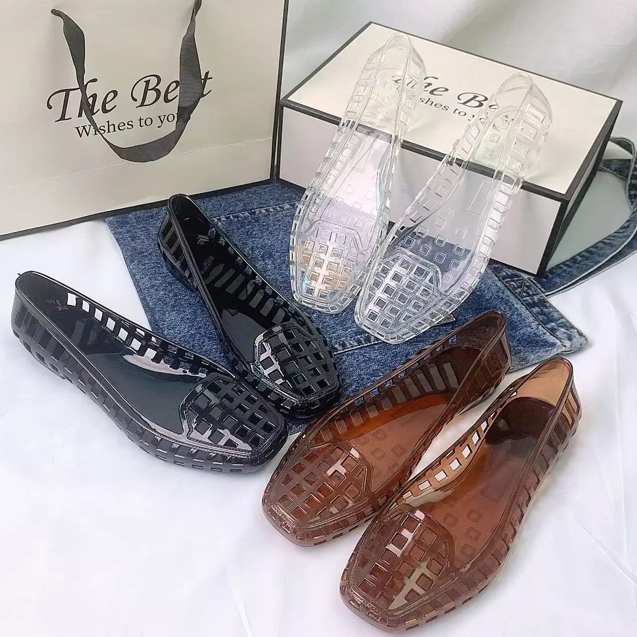 Spring and Summer New Korean Style Transparent Crystal Shoes for Women, Comfortable Closed-Toe Hollow Sandals, Soft and Fashionable Dongdaemun Jelly Shoes, Slip-On Slippers LadyShow.Store
