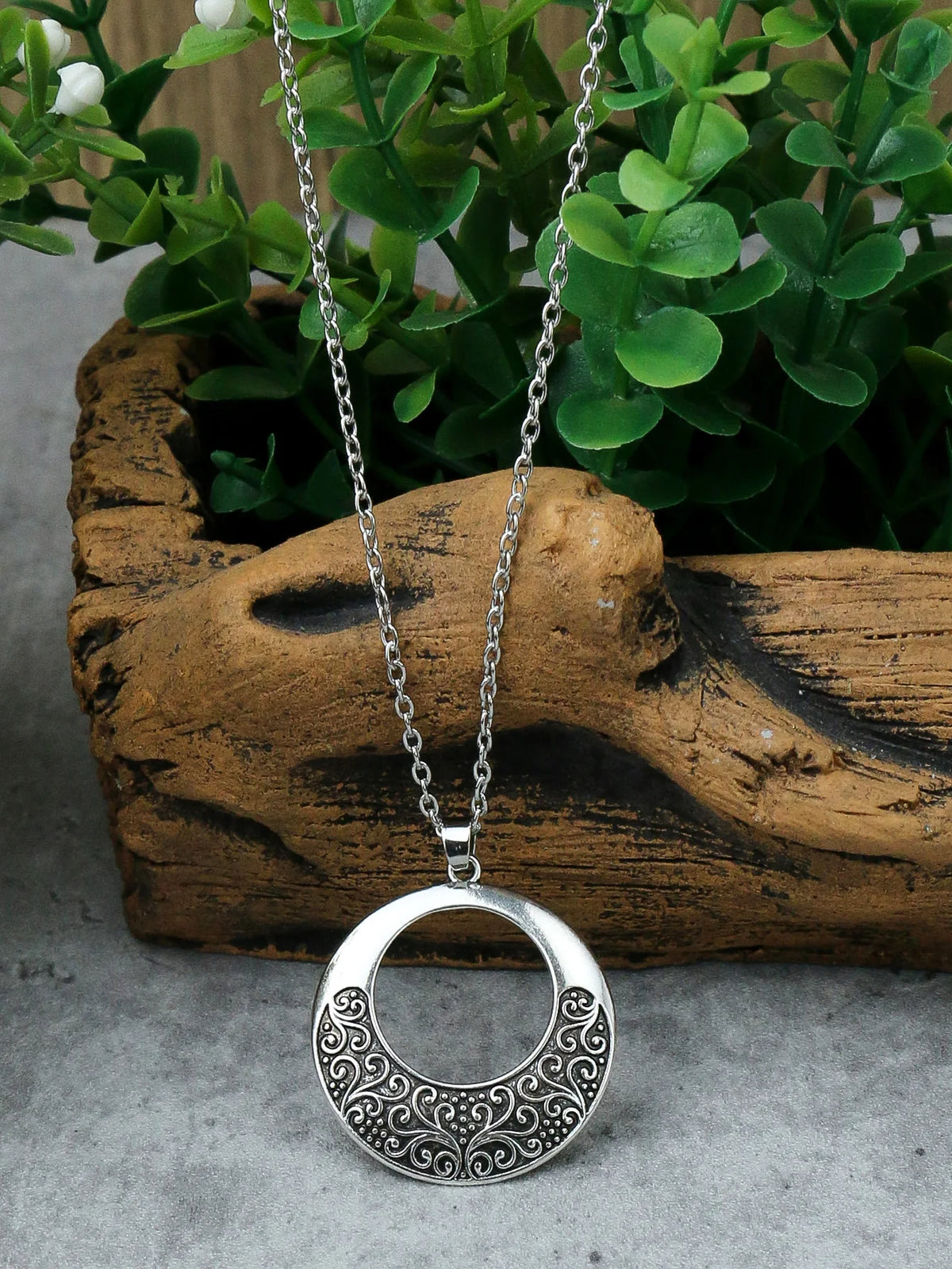 Vintage Ethnic Style Silver Pendant Earrings Necklace Set Round Ring Simple Carved Women's Style Earrings Necklace Combination Pi-Mart