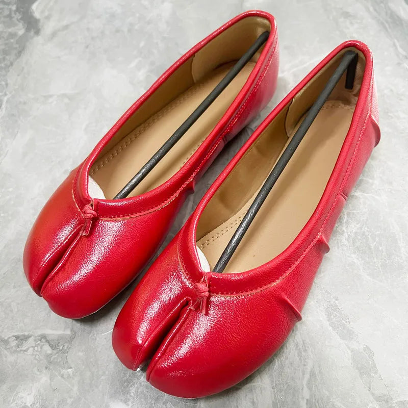 Split Toe Women Ballet Flats Fashion Tabi Shoes Casual Slip-on Loafers Ladies Pleated Leather Espadrilles Zapatillas Mujer Pi-Mart