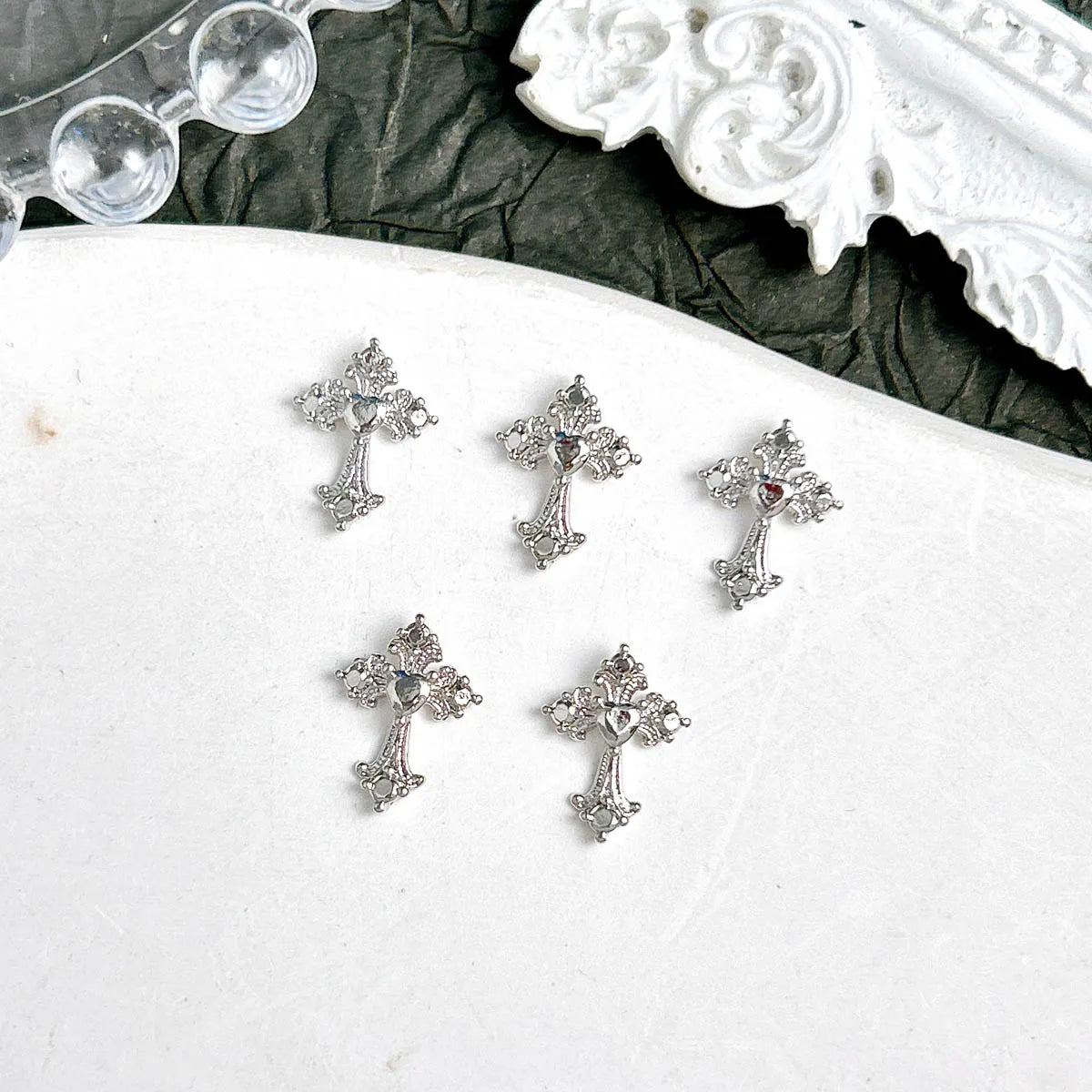 20PCS 3D Light Luxury Classic Cross Nail Charms Creative Exquisite Retro Alloy Cross Nail Art Decorations for DIY Cool Manicure Pi-Mart